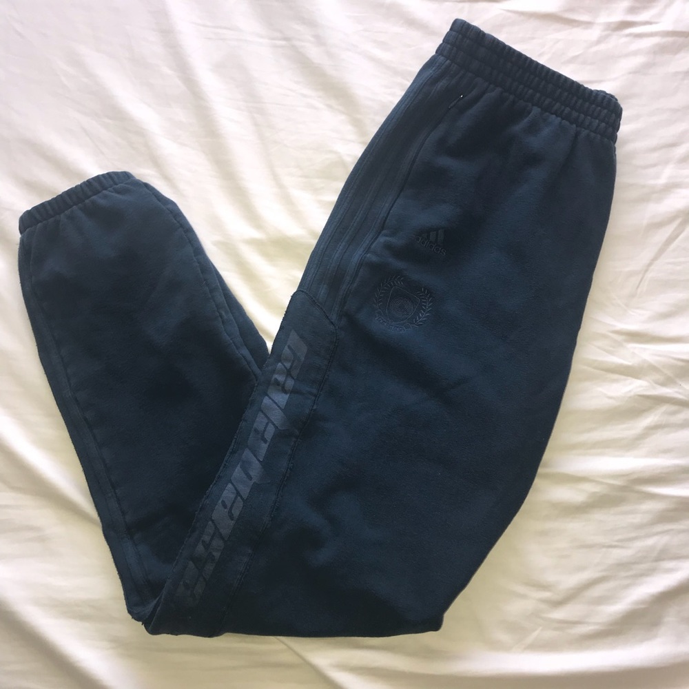 Yeezy season 6 Calabasas sweats